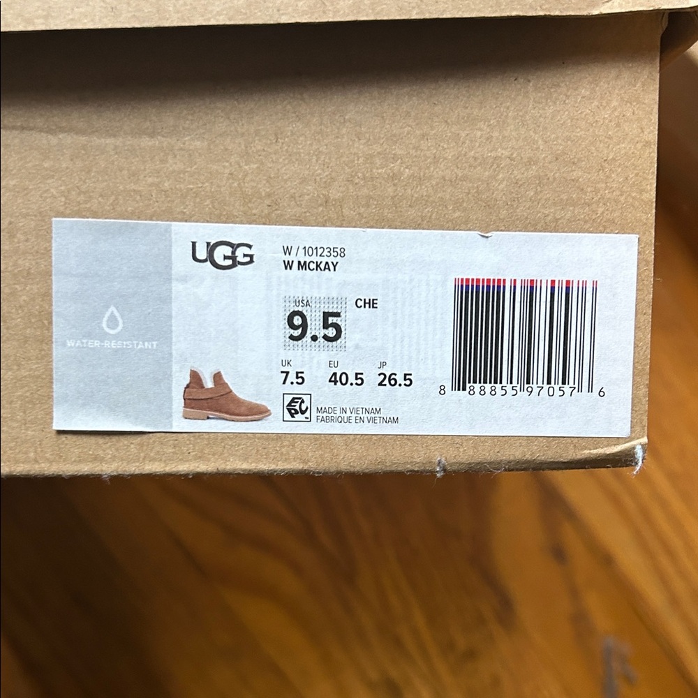 UGG Size 9.5 W MCKAY Tan Shearling Lined Boots - Picture 8 of 10